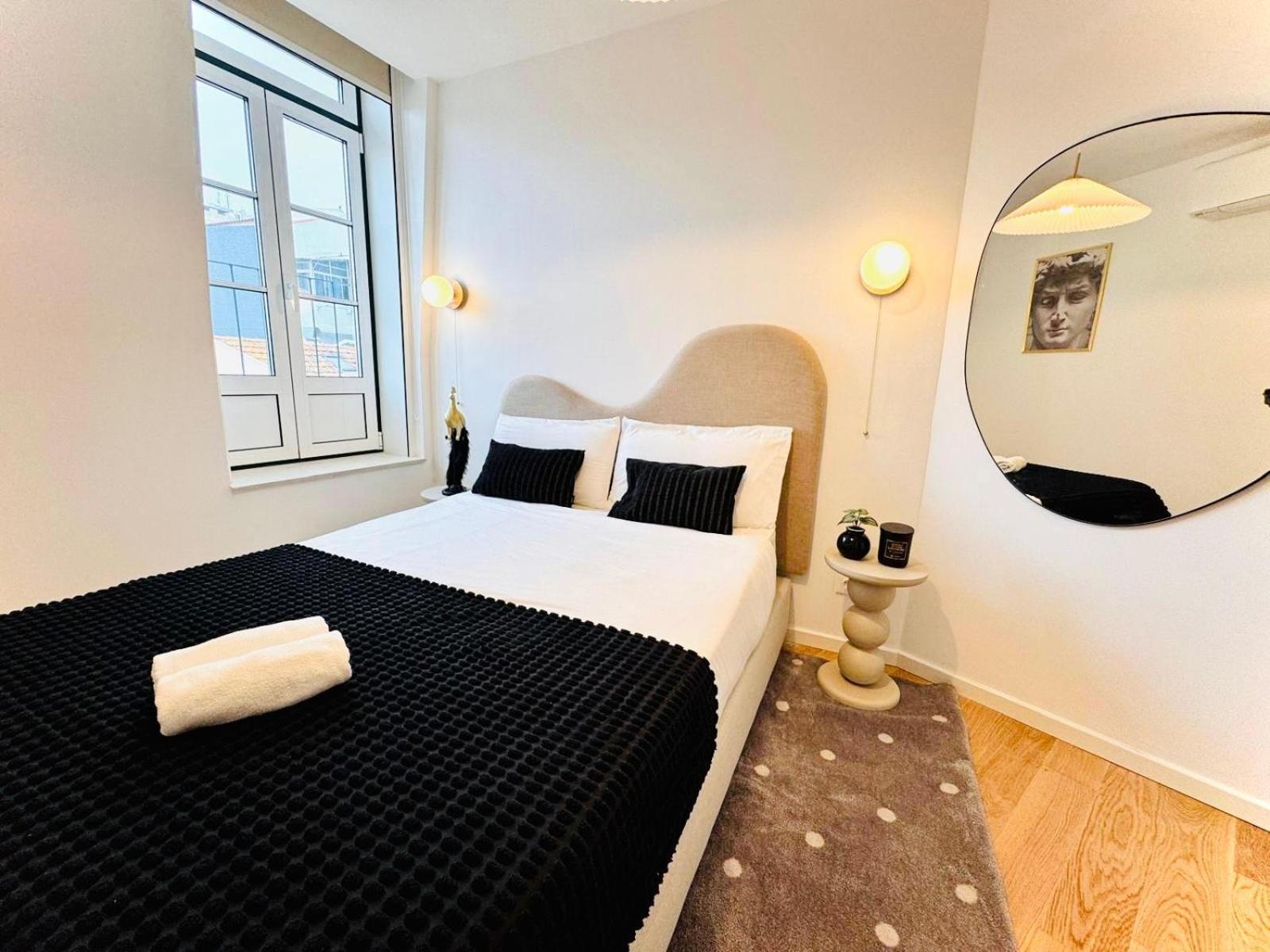 Lisbon Pink House II Beautiful 2 Bedroom Flat In City Center Bagian luar foto
