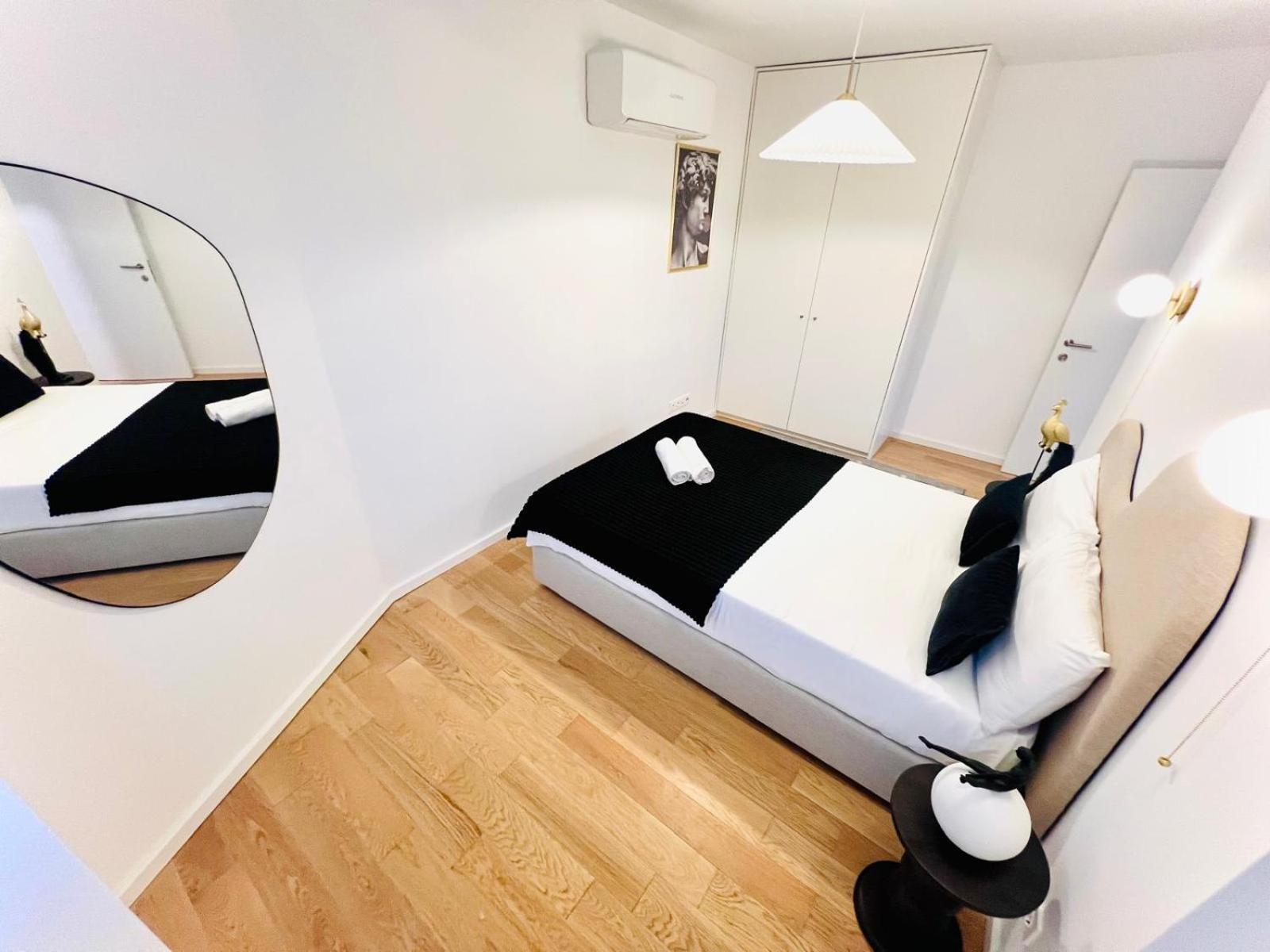 Lisbon Pink House II Beautiful 2 Bedroom Flat In City Center Bagian luar foto