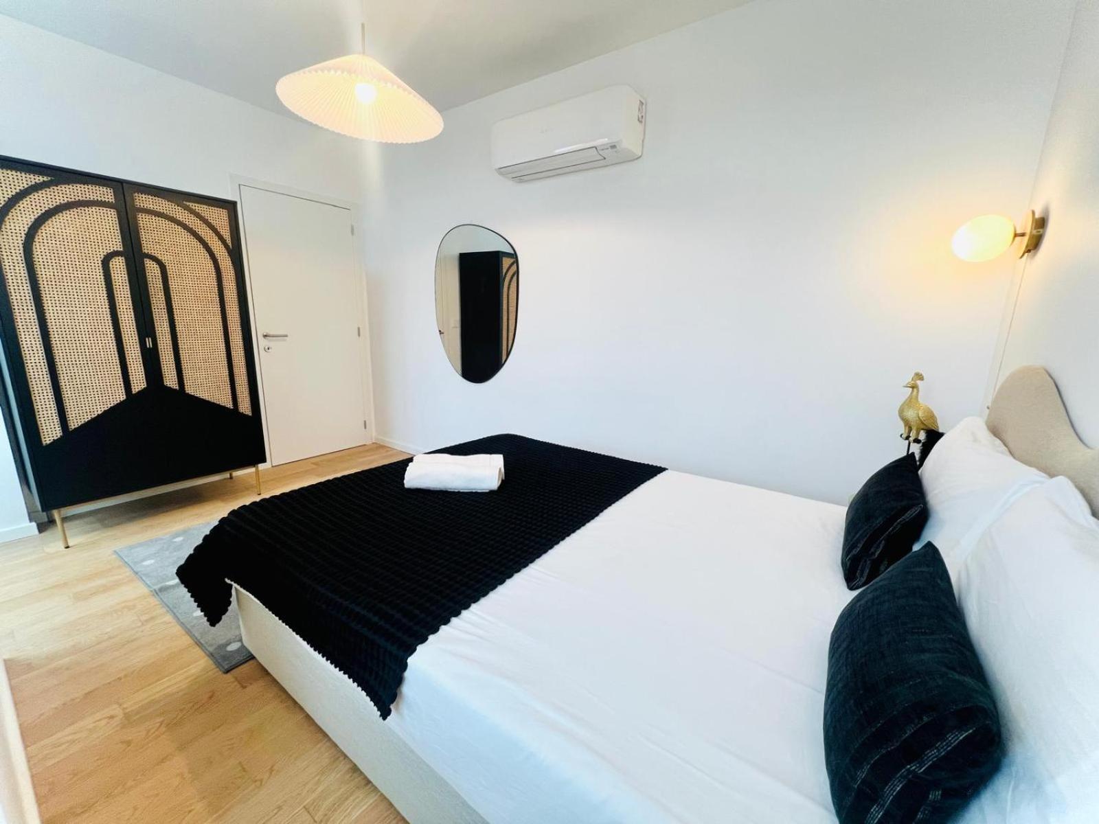 Lisbon Pink House II Beautiful 2 Bedroom Flat In City Center Bagian luar foto